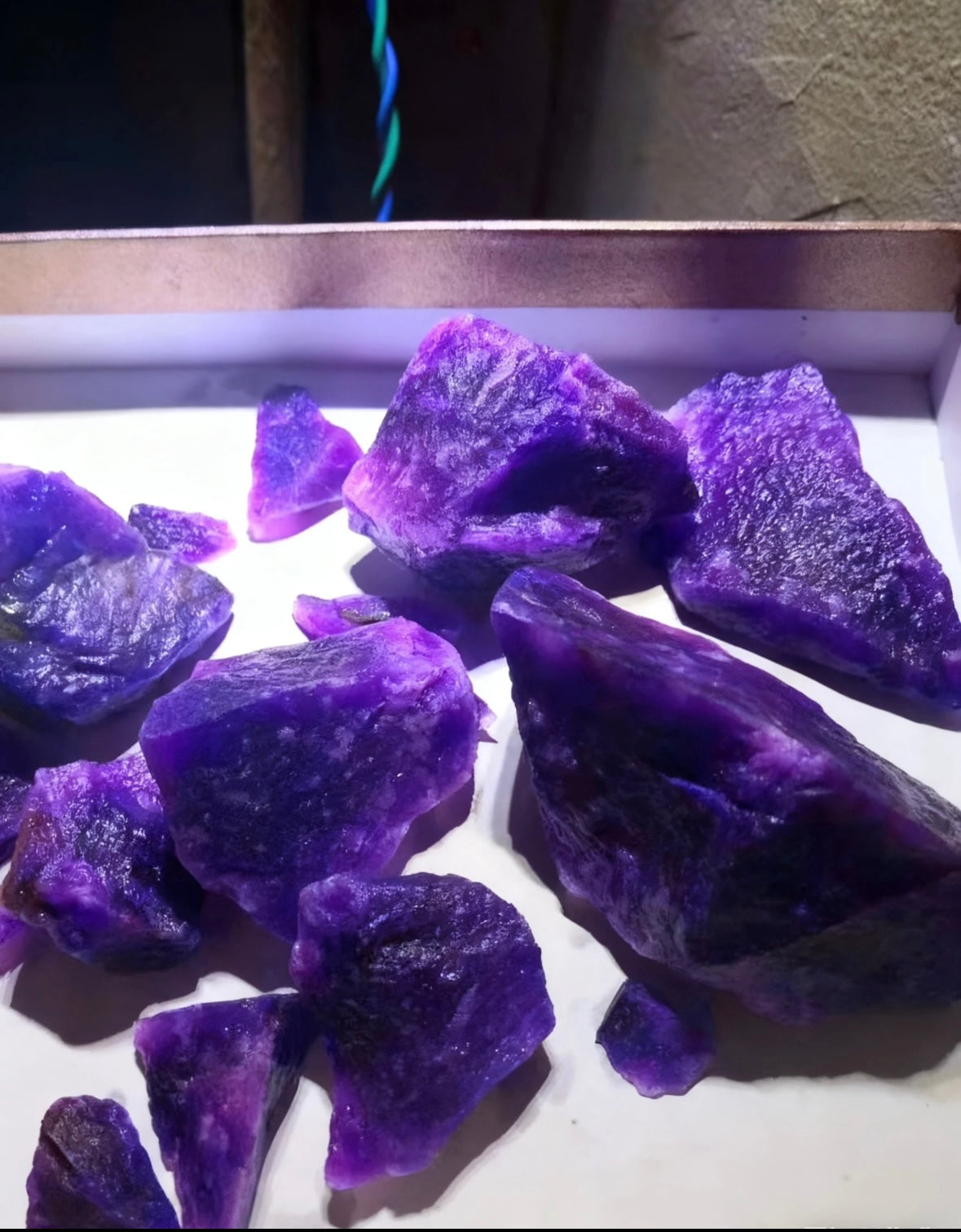 Sugilite – The Rising Purple Aura