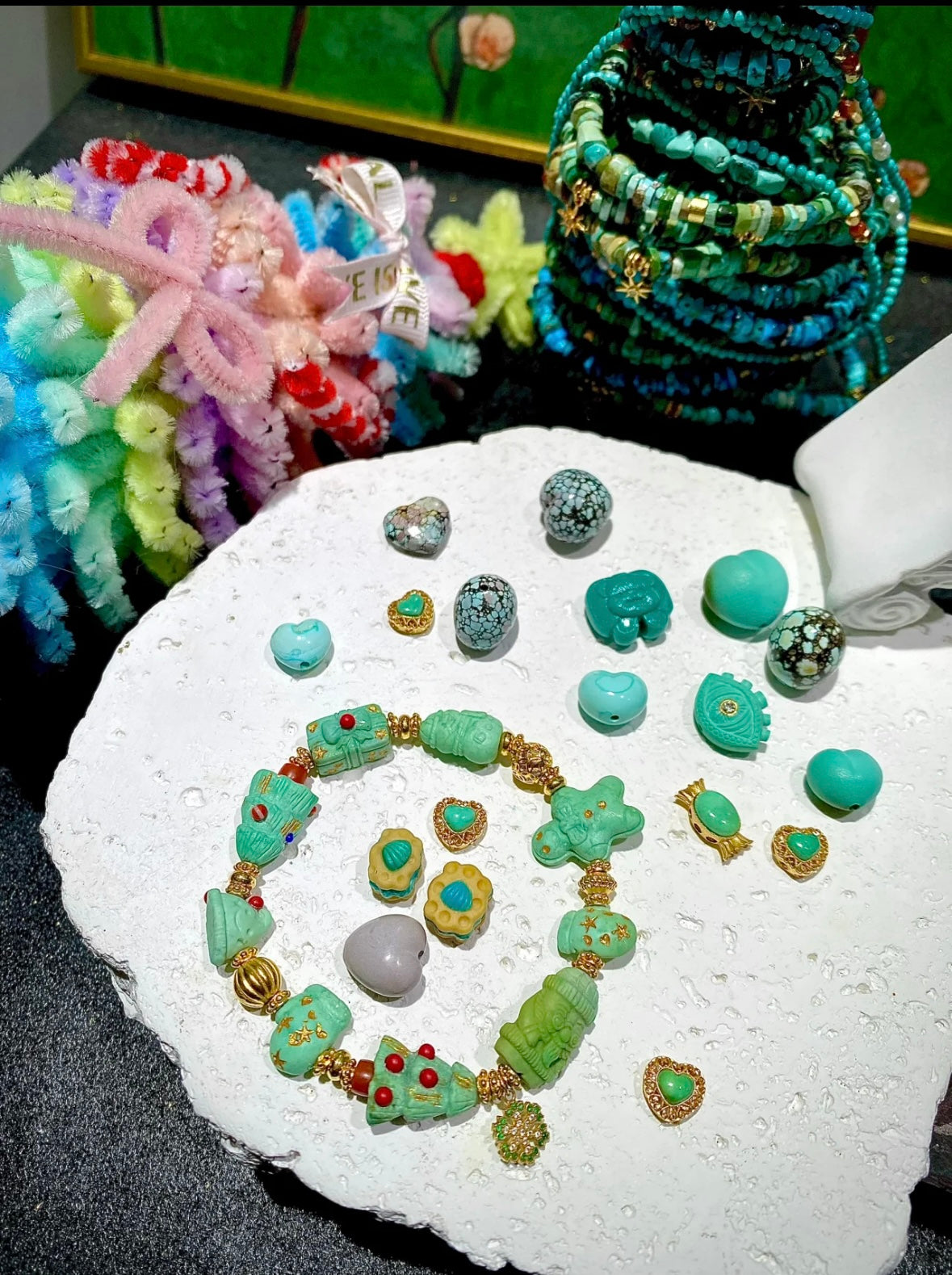 Luxury turquoise bracelet with gold beads