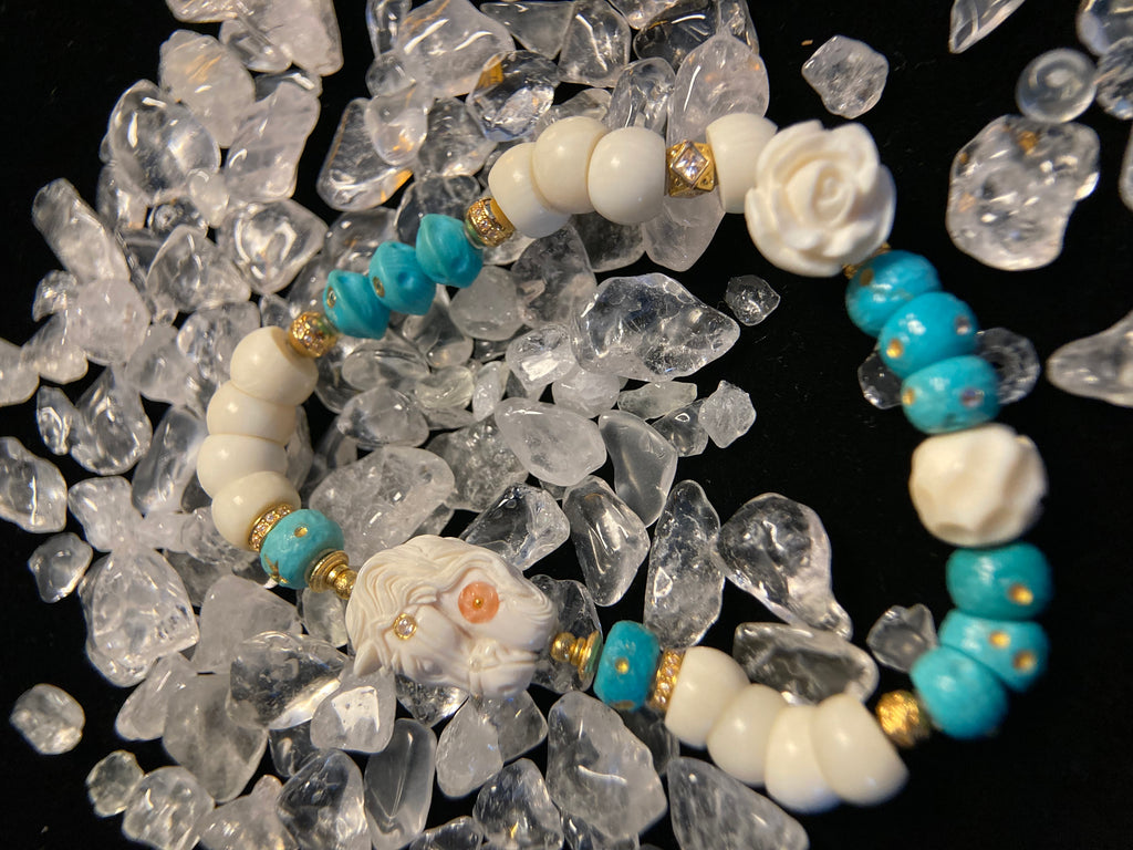 Playable Twist Chain with High-Grade Turquoise Carvings