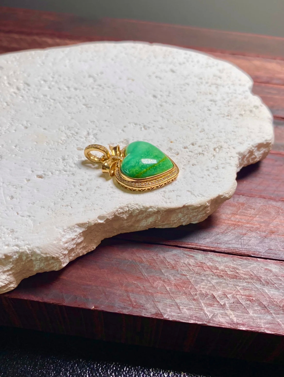 Natural Water-Wave Patterns